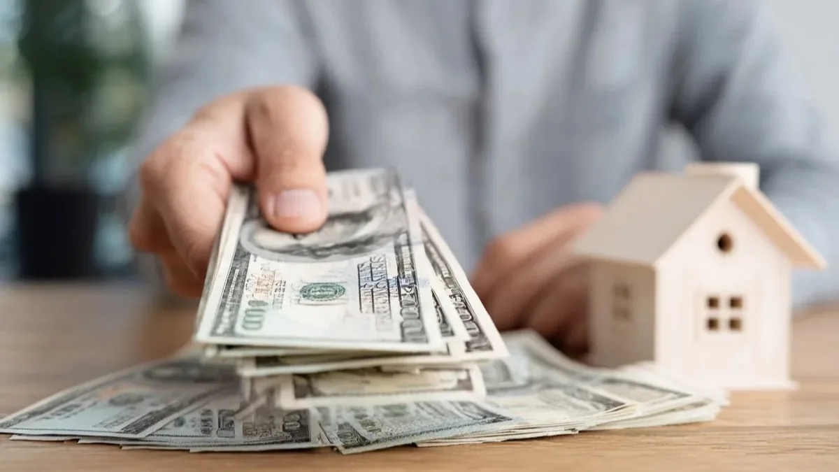 Installment loans versus payday loans comparison